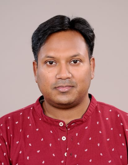 Dr Kundan Kumar Das